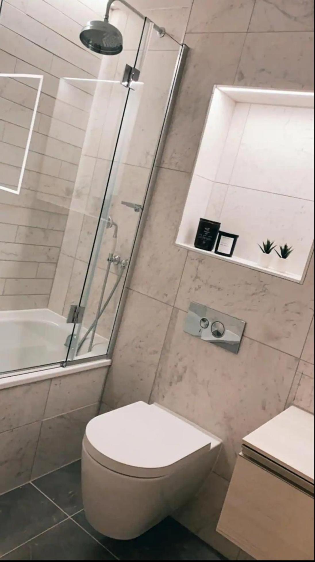 The Bank Apartment Cardiff Bagian luar foto